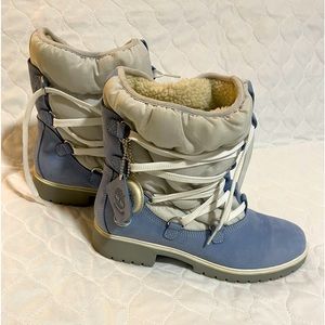 Womens Timberlands size 10